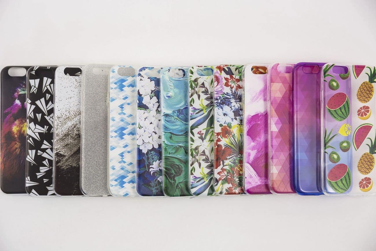 Huse personalizate pentru telefon – modele unice pentru Huawei, iPhone, Samsung și Xiaomi